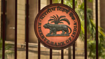Trump Tariffs Trigger RBI Shift in US Debt Strategy